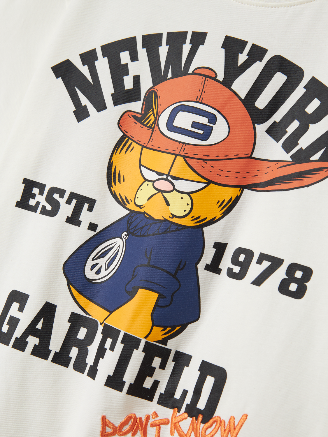 model_shot-front_full